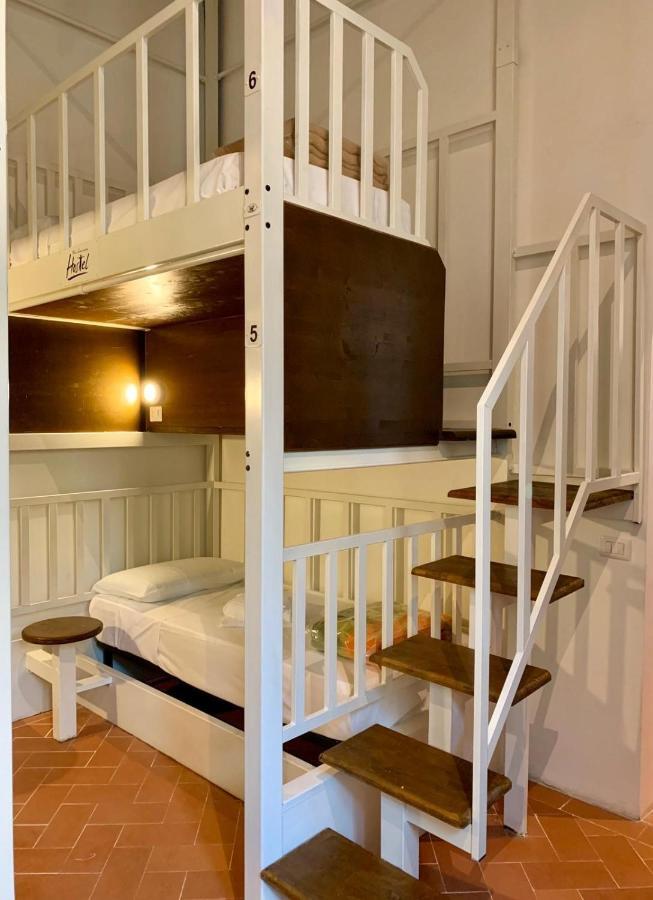 New Generation Hostal